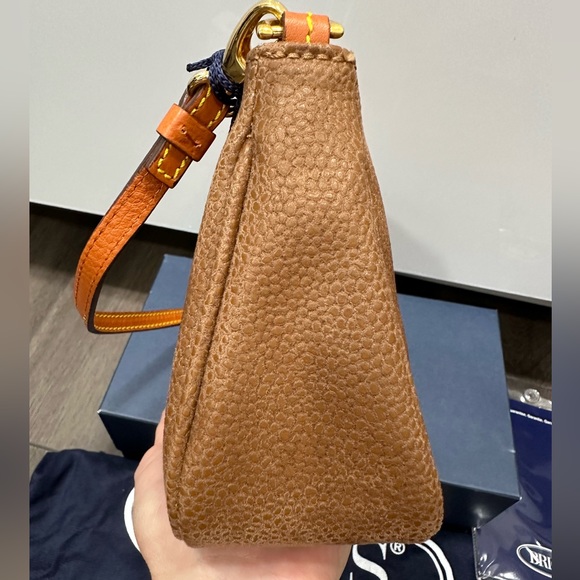 Bric’s camel caviar suede leather mini bag. - Picture 7 of 16